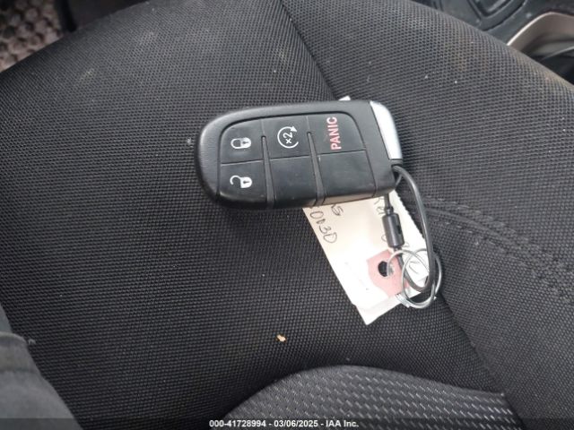 ZACCJBBB6HPF62978 Jeep Renegade Latitude 4x4