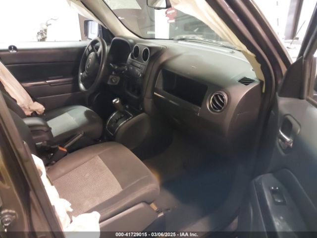 1C4NJRBB0GD691510 Jeep Patriot Sport