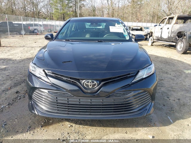 4T1B11HK1JU673256 Toyota CAMRY LE
