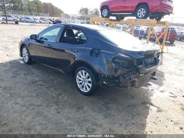 4T1B11HK1JU673256 Toyota CAMRY LE