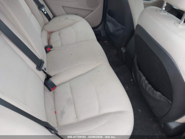5XXGM4A77FG359729 KIA Optima Lx