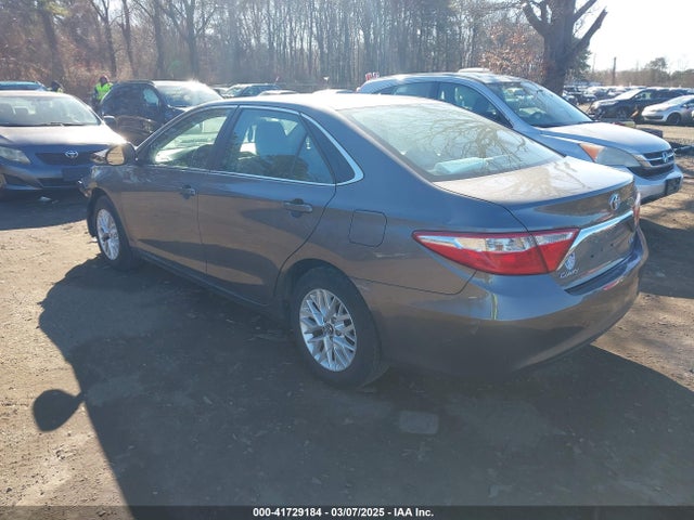 Toyota CAMRY LE 2017 4T1BF1FK5HU720089 Image 3