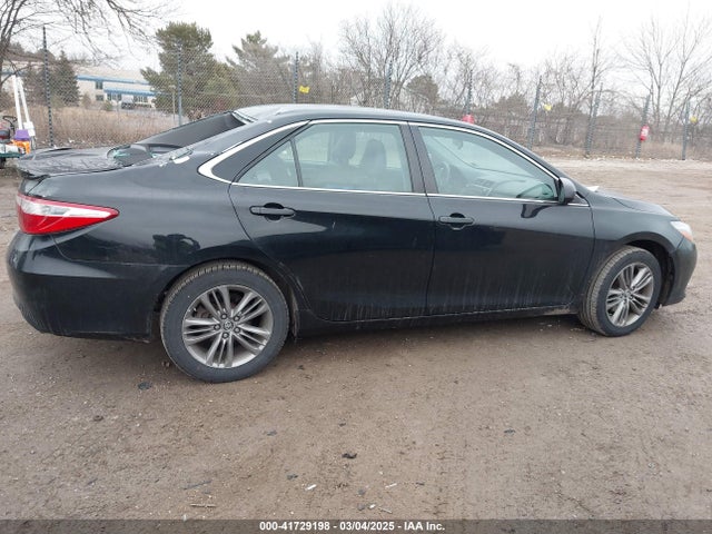 4T1BF1FK8HU318292 Toyota CAMRY SE