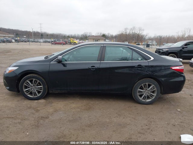 4T1BF1FK8HU318292 Toyota CAMRY SE