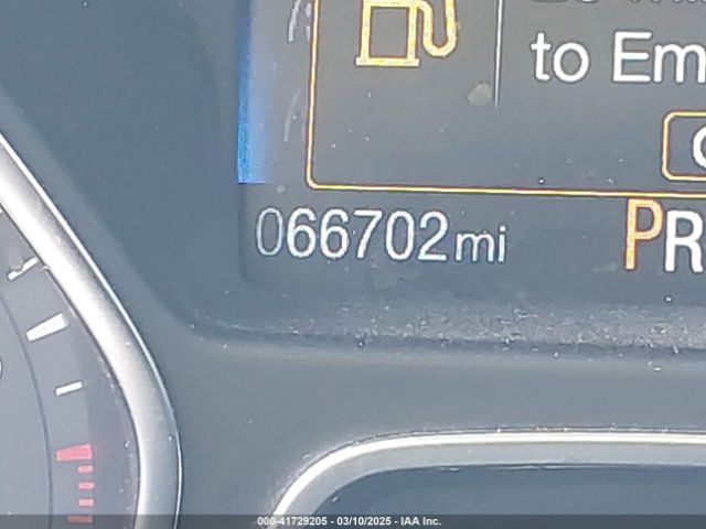 1FADP3FE7JL237818 Ford FOCUS SE