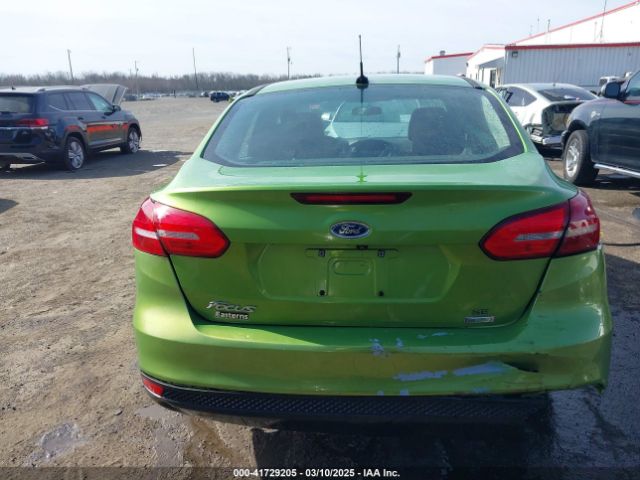 1FADP3FE7JL237818 Ford FOCUS SE