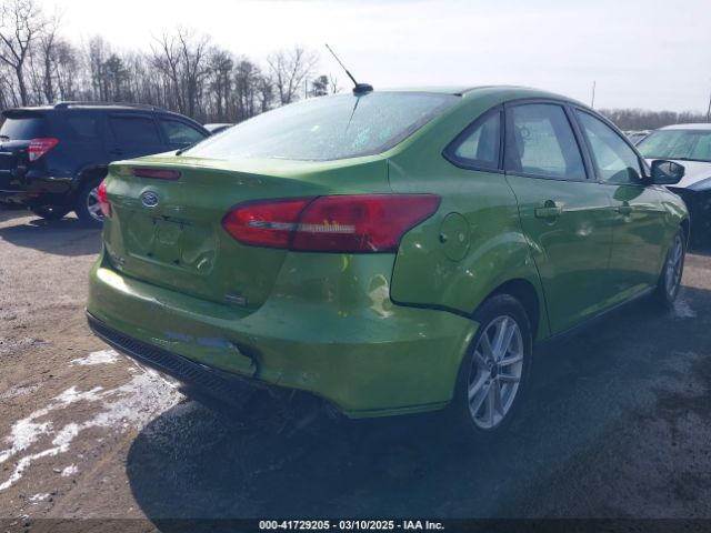1FADP3FE7JL237818 Ford FOCUS SE