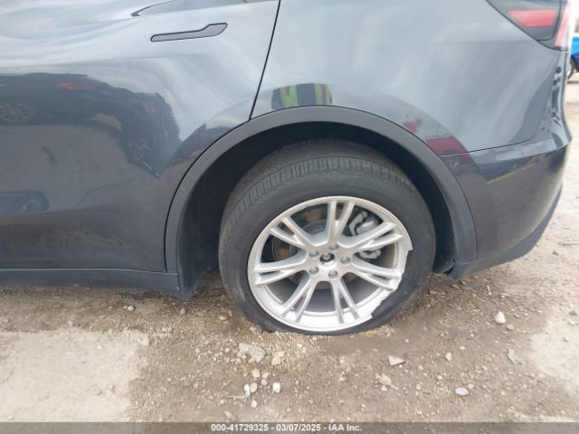 7SAYGDEE0RA261489 Tesla Model Y Long Range Dual Motor All-wheel Drive