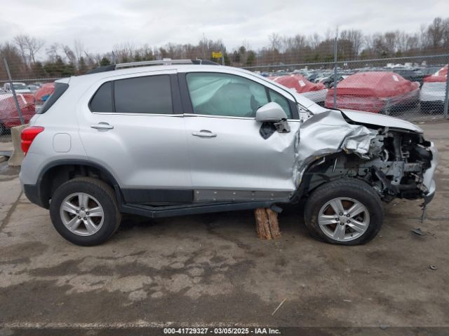 KL7CJPSB6LB040073 Chevrolet Trax Awd Lt