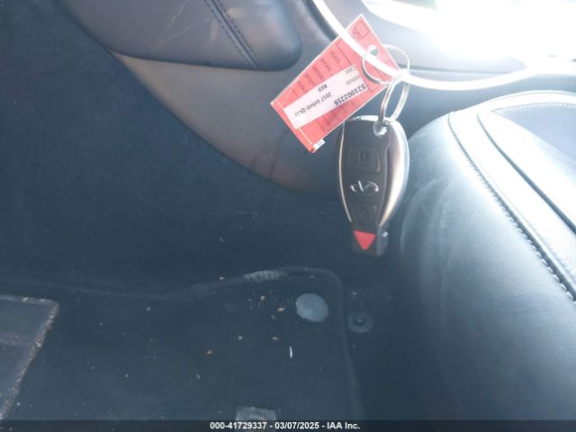 SJKCH5CR2HA021321 Infiniti Qx30 Luxury