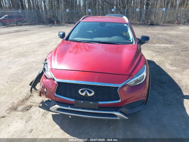 SJKCH5CR2HA021321 Infiniti Qx30 Luxury