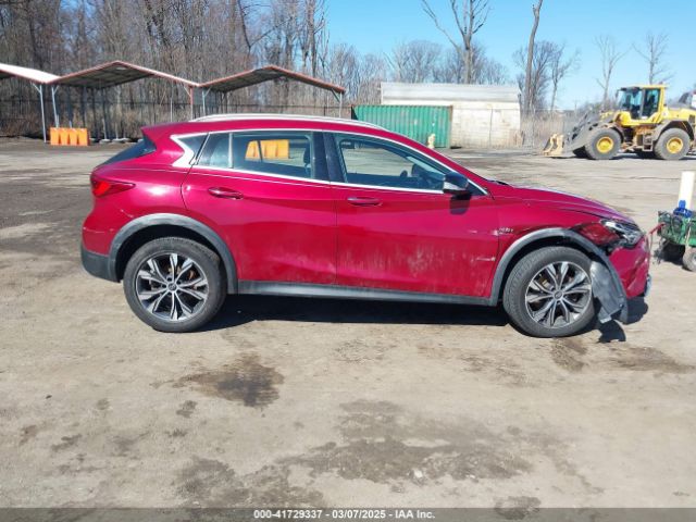 SJKCH5CR2HA021321 Infiniti Qx30 Luxury