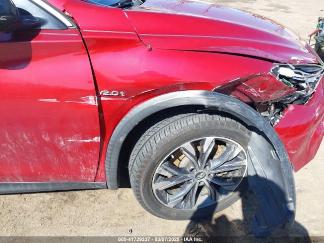 SJKCH5CR2HA021321 Infiniti Qx30 Luxury