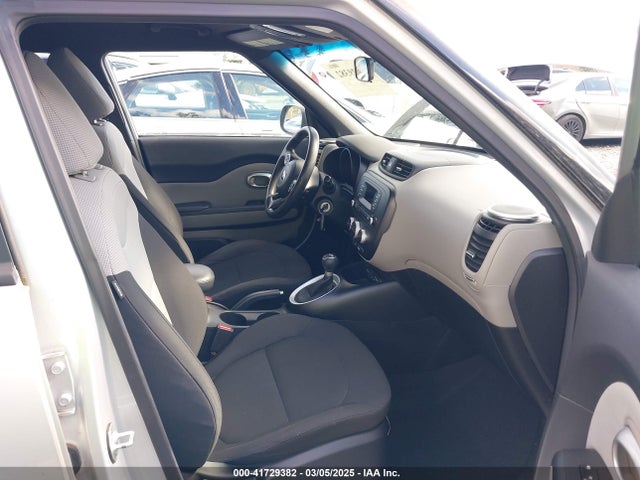KIA Soul 2014 KNDJN2A28E7732621 Image 5