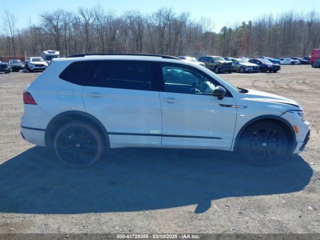 3VV8B7AX4NM027208 Volkswagen Tiguan 2.0t Se R-line Black