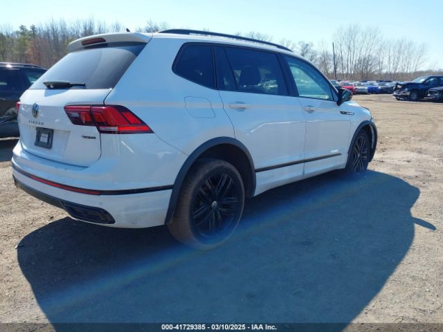 3VV8B7AX4NM027208 Volkswagen Tiguan 2.0t Se R-line Black
