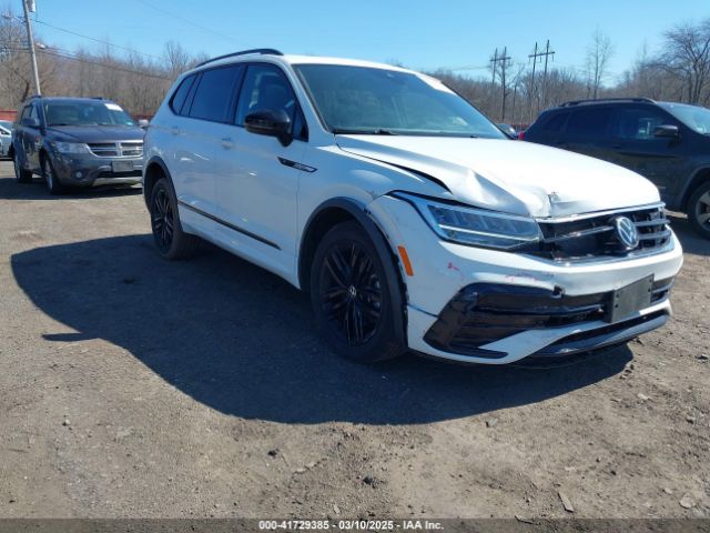 3VV8B7AX4NM027208 Volkswagen Tiguan 2.0t Se R-line Black