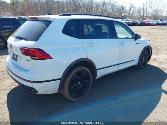 3VV8B7AX4NM027208 Volkswagen Tiguan 2.0t Se R-line Black