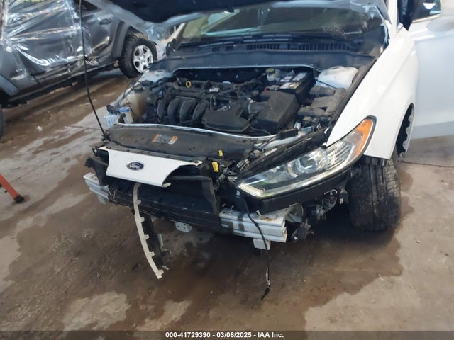3FA6P0H70ER165549 Ford FUSION SE
