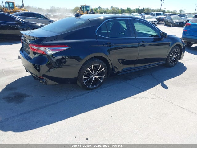 4T1B11HK1KU808348 Toyota CAMRY SE