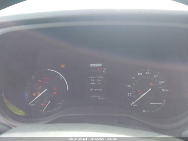 5TDJSKFC2NS066081 Toyota SIENNA XLE