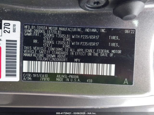 5TDJSKFC2NS066081 Toyota SIENNA XLE
