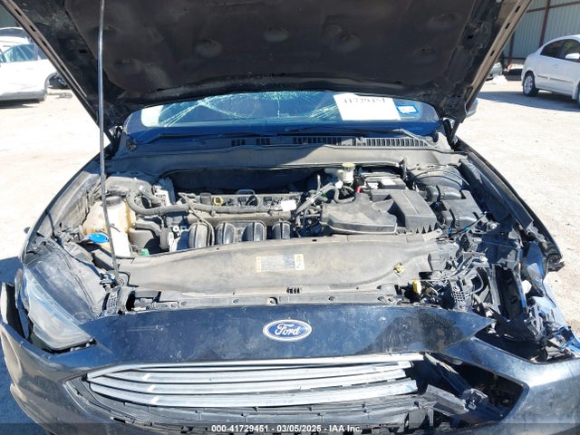 3FA6P0H77JR180057 Ford FUSION SE