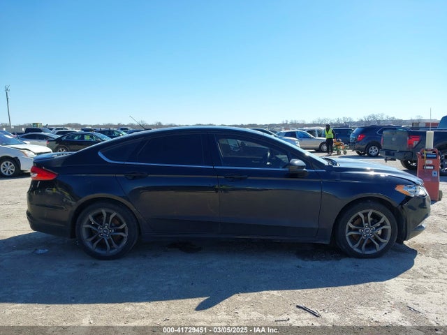 3FA6P0H77JR180057 Ford FUSION SE