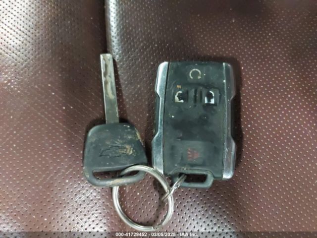 3GCUKTEJ2EG497215 Chevrolet Silverado 1500 High Country