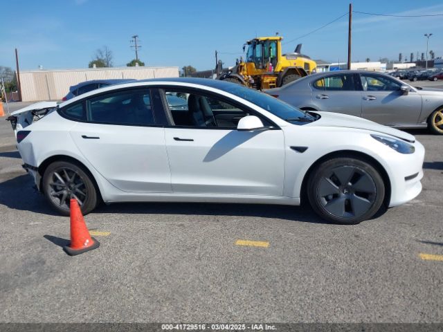 5YJ3E1EB9NF182305 Tesla Model 3 Long Range Dual Motor All-wheel Drive