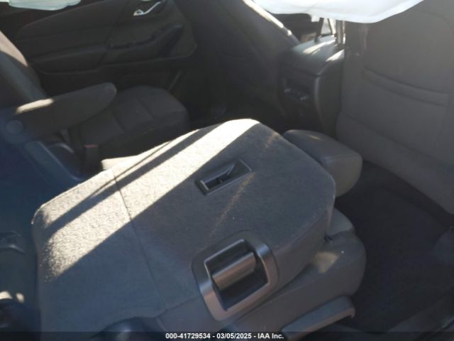 1GNERGKW6PJ116692 Chevrolet Traverse Fwd Lt Cloth