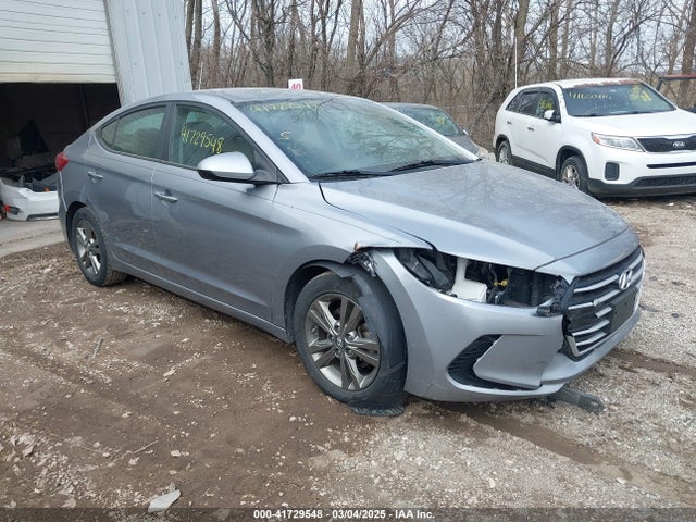 2017 5NPD84LF0HH069318 main image