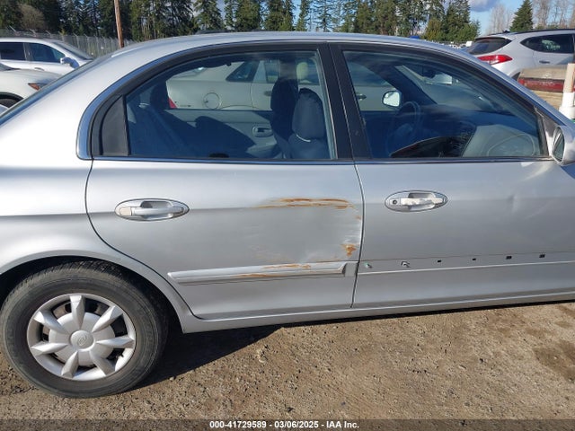 2001 Kia Optima Lx/se მანქანა იყიდება აუქციონზე, vin: KNAGD126115032175, აუქციონის ნომერი: 41729589