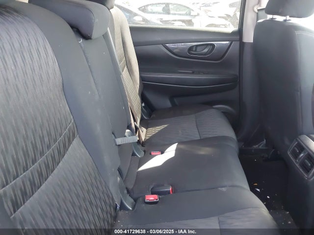 5N1AT2MT0LC805619 Nissan Rogue S Fwd