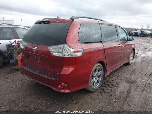2018 TOYOTA SIENNA 5TDXZ3DC0JS952795 Photo 3