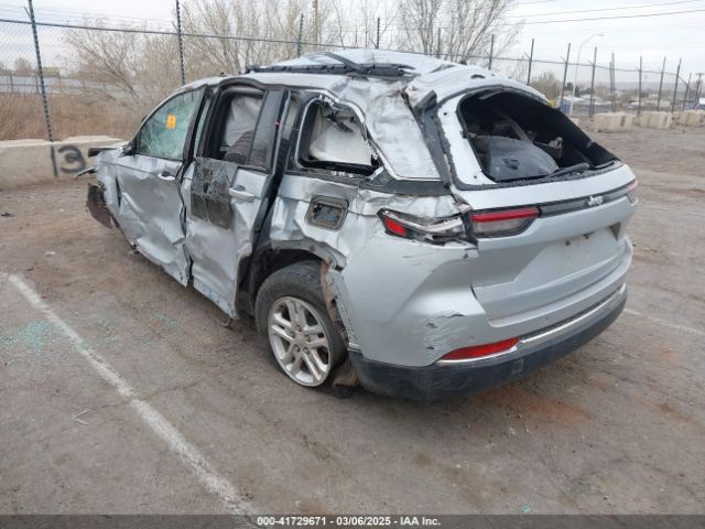 2024 JEEP GRAND CHEROKEE 1C4RJGAG5R8504857 Photo 2