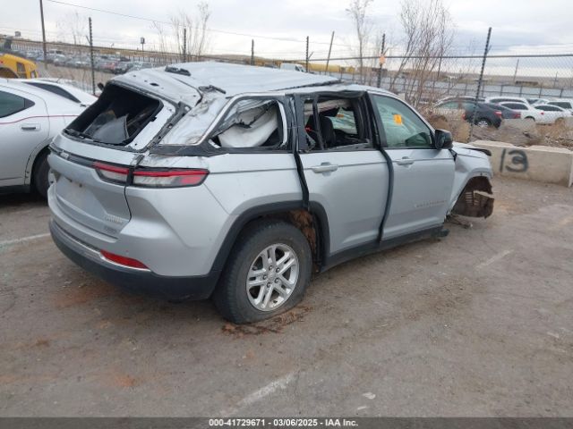 2024 JEEP GRAND CHEROKEE 1C4RJGAG5R8504857 Photo 3