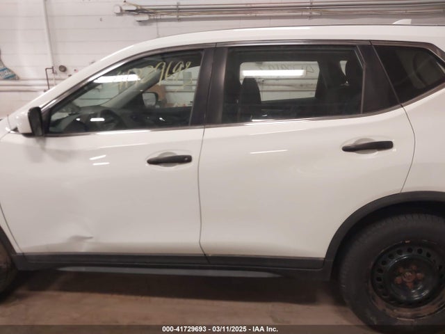 Nissan ROGUE S 2017 KNMAT2MV2HP563163 Image 14