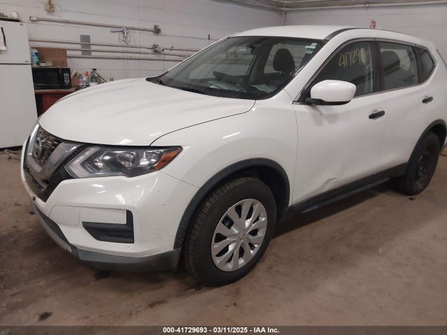 Nissan ROGUE S 2017 KNMAT2MV2HP563163 Image 2