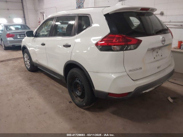 Nissan ROGUE S 2017 KNMAT2MV2HP563163 Image 3