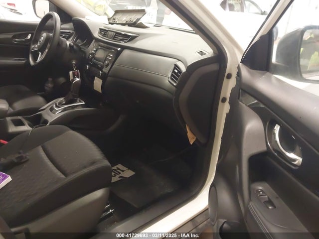Nissan ROGUE S 2017 KNMAT2MV2HP563163 Image 5