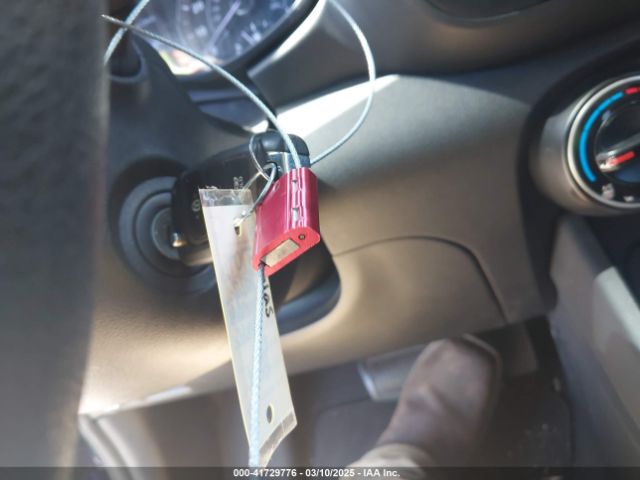 KMHRB8A39NU202839 Hyundai Venue Se