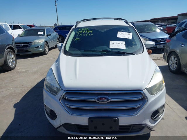 1FMCU0GD1JUA01089 Ford ESCAPE SE
