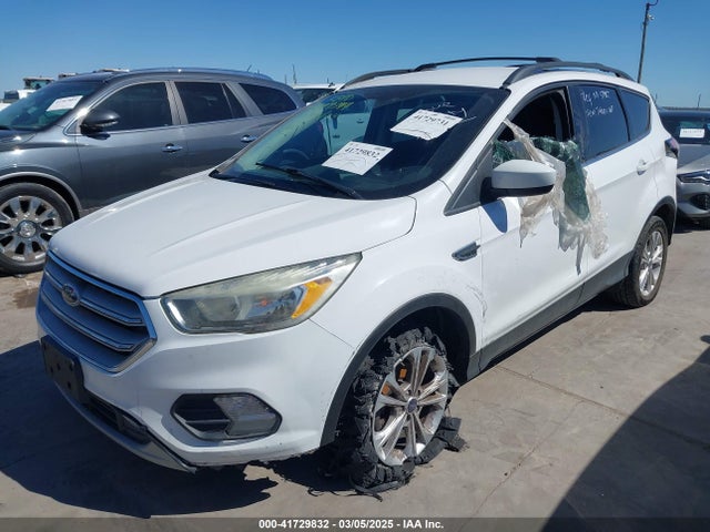 1FMCU0GD1JUA01089 Ford ESCAPE SE