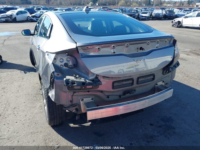 1G1RA6S53JU119230 Chevrolet l3a - direct injection, variable valve timing, hybrid, gen 1