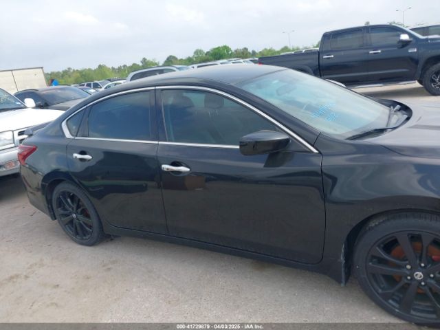 1N4AL3AP0HC217024 Nissan Altima 2.5 Sr