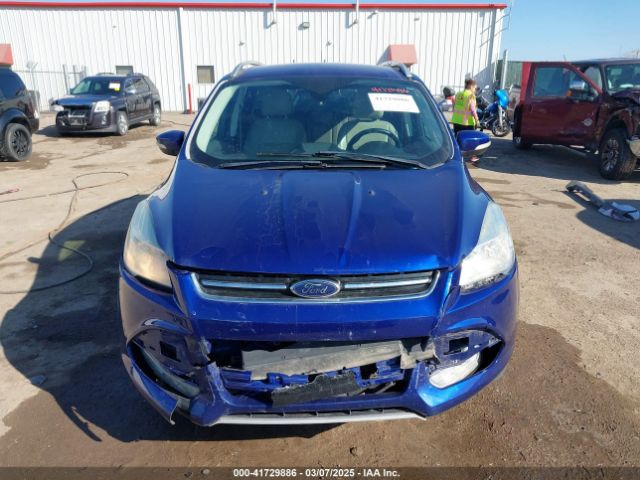 1FMCU0J92GUB71863 Ford Escape Titanium