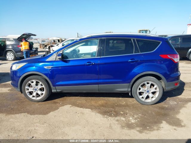 1FMCU0J92GUB71863 Ford Escape Titanium