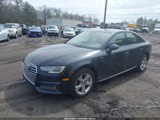 2018 AUDI A4 WAUDNAF4XJA060752 Photo 1