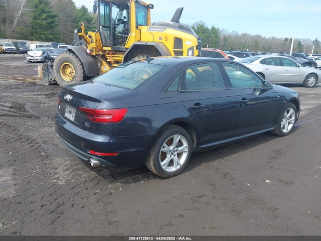 2018 AUDI A4 WAUDNAF4XJA060752 Photo 3